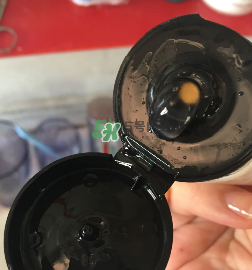 貝蜜清凈痘控油潔面啫喱怎么樣？貝蜜清祛痘控油潔面啫喱好用嗎？