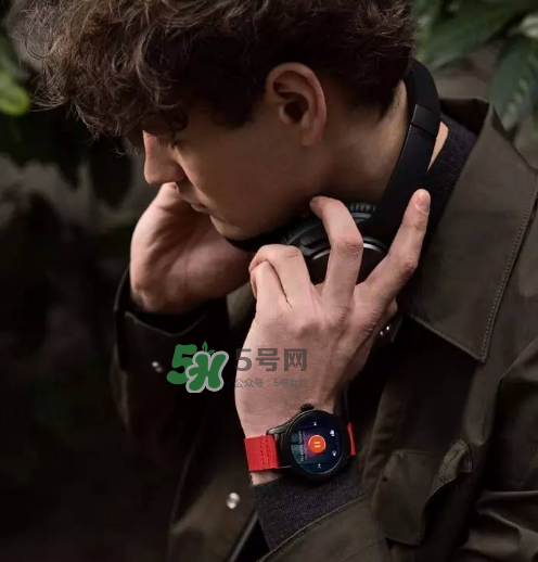 萬(wàn)寶龍summit智能腕表多少錢(qián)？萬(wàn)寶龍智能手表專(zhuān)柜價(jià)格