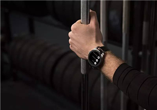 萬(wàn)寶龍summit智能腕表多少錢(qián)？萬(wàn)寶龍智能手表專柜價(jià)格