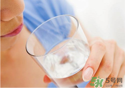 三伏天喝熱水能驅(qū)寒嗎？三伏天為什么喝熱水？