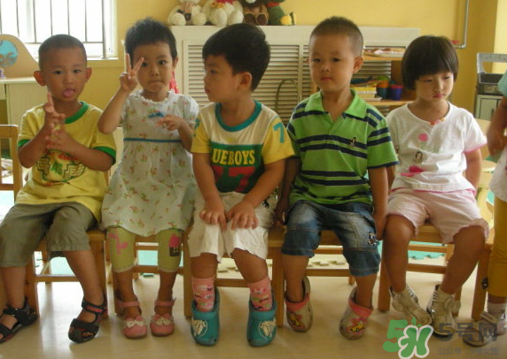 寶寶不去幼兒園可以嗎？寶寶可以不上幼兒園嗎？