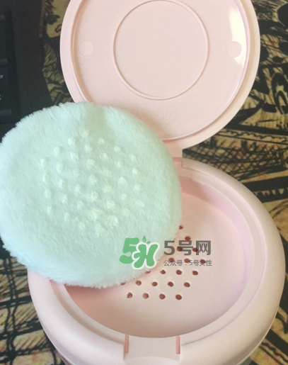 紅色小象嬰兒玉米爽身粉怎么樣？紅色小象嬰兒玉米爽身粉好用嗎？