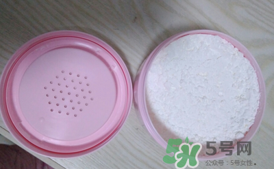 紅色小象嬰兒玉米爽身粉怎么樣？紅色小象嬰兒玉米爽身粉好用嗎？