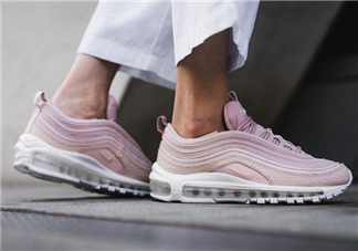 nike air max 97粉色蛇皮怎么樣_上腳效果好看嗎？