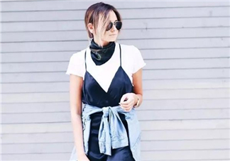 吊帶裙配什么上衣？吊帶裙搭配什么上衣好看？