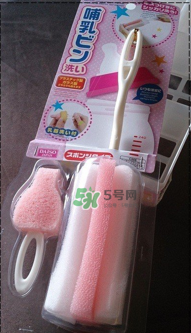 奶瓶刷尼龍的好還是海綿的好？洗奶瓶的正確方法