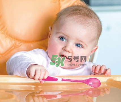 寶寶沒(méi)長(zhǎng)牙能吃面條嗎？寶寶沒(méi)長(zhǎng)牙能不能喂面條？