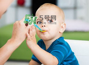 寶寶什么時候可以吃油？寶寶能吃油嗎？