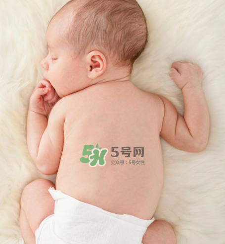 寶寶暑熱癥的癥狀 寶寶暑熱怎么辦？