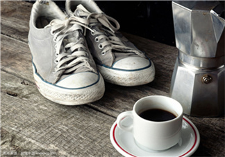 白鞋為什么變黃?白鞋發(fā)黃怎么辦?