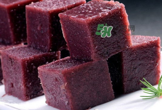 涼糕是什么做的？涼糕要用清水泡多久