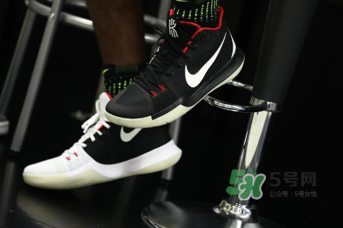 歐文亞洲行同款配色kyrie 3球鞋在哪買_哪里有賣的？