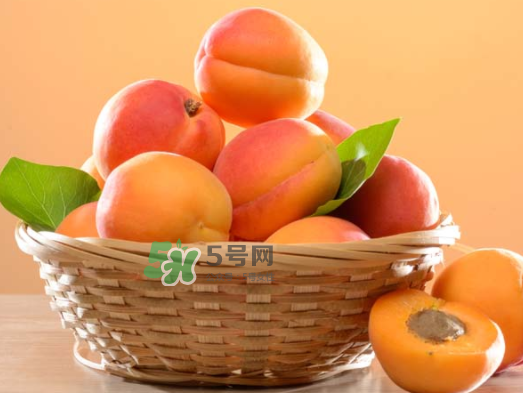 黃桃可以空腹吃嗎？空腹可以吃黃桃嗎？