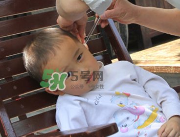 兒童耳屎多是什么原因？兒童耳屎多是怎么回事？