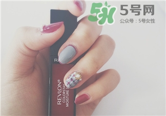 美甲片怎么貼?美甲片的貼法 美甲片怎么貼?美甲片的貼法