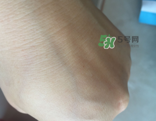 透真玻尿酸保濕精華液怎么樣？透真玻尿酸保濕精華液好用嗎？