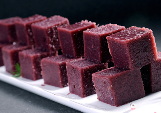 涼糕是什么做的？涼糕要用清水泡多久