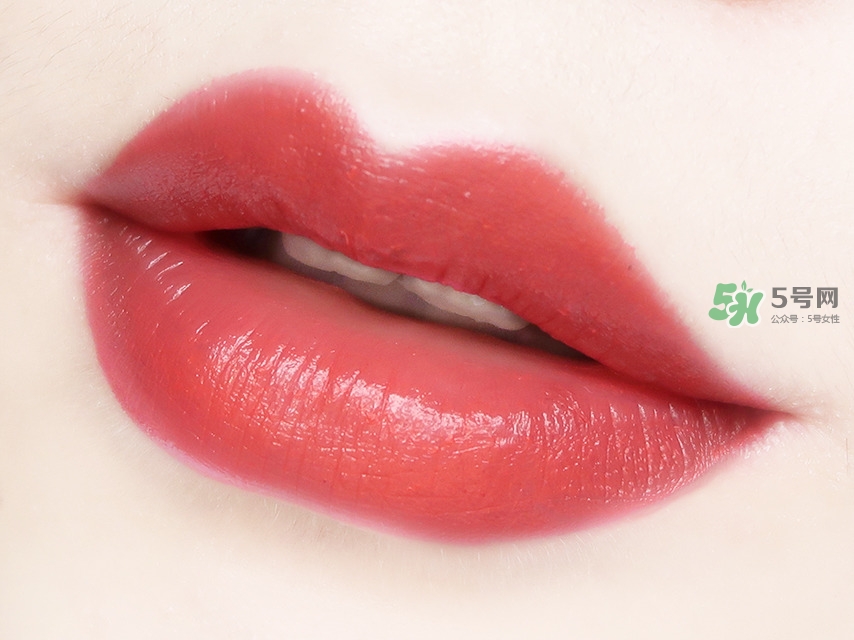 草木之心口袋口紅色號(hào)_草木之心口紅套裝試色圖 草木之心口袋口紅色號(hào)_草木之心口紅套裝試色圖