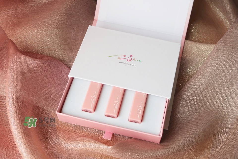 草木之心口袋口紅色號(hào)_草木之心口紅套裝試色圖 草木之心口袋口紅色號(hào)_草木之心口紅套裝試色圖