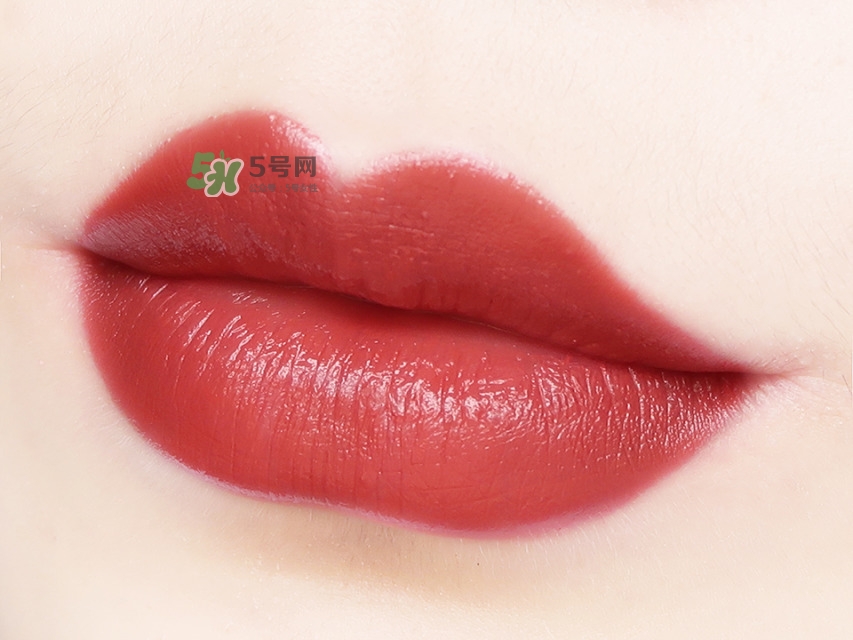 草木之心口袋口紅色號(hào)_草木之心口紅套裝試色圖 草木之心口袋口紅色號(hào)_草木之心口紅套裝試色圖