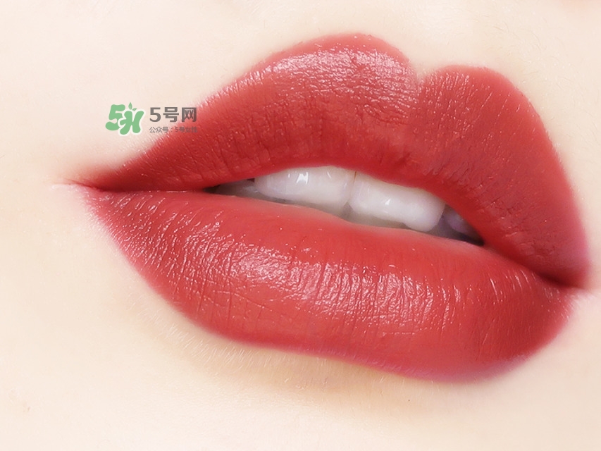 草木之心口袋口紅色號(hào)_草木之心口紅套裝試色圖 草木之心口袋口紅色號(hào)_草木之心口紅套裝試色圖