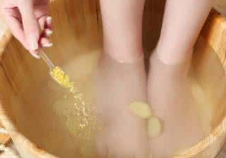 生姜泡腳可以去濕氣嗎？生姜泡腳可以去腳氣嗎
