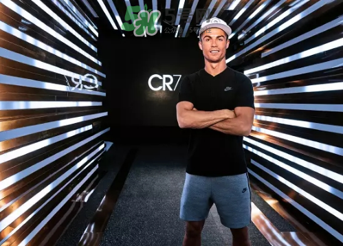 耐克2017c羅中國(guó)行北京站上腳穿的鞋子是什么型號(hào)？