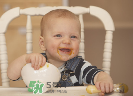 嬰兒米粉可以放冰箱嗎？嬰兒米粉夏天怎么儲存？