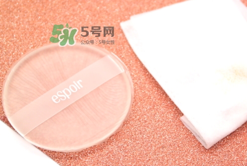 硅膠粉撲可以用散粉嗎？硅膠粉撲可以用干粉嗎？