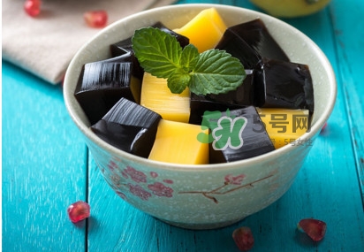 龜苓膏里有龜嗎？龜苓膏什么時(shí)候吃最好