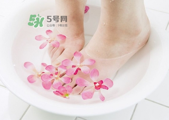 醋泡腳可以天天泡嗎？醋泡腳可以反復(fù)用嗎