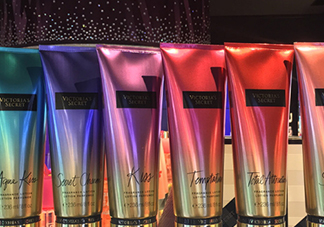 維秘身體乳怎么用？維多利亞的秘密身體乳怎么樣？