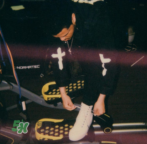 puma與the weeknd盆栽哥聯(lián)名xo簽名鞋什么時(shí)候發(fā)售？