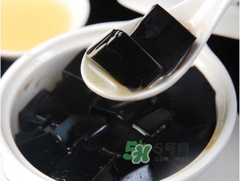 龜苓膏一天吃多少合適？龜苓膏一次吃多少克