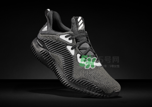adidas alphabounce reflective阿爾法小椰子跑鞋夜光版多少錢？