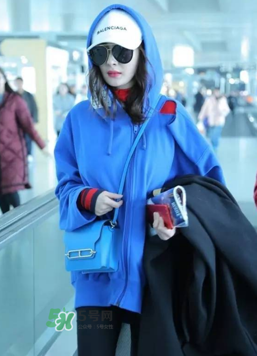 hermes roulis多少錢？愛(ài)馬仕豬鼻子包專柜價(jià)格