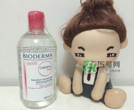 貝德瑪藍水和粉水的區(qū)別 貝德瑪卸妝水藍水和粉水的區(qū)別