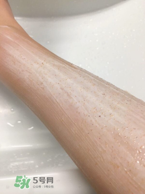 ahc身體磨砂膏多少錢？ahc玻尿酸香水磨砂膏專柜價格