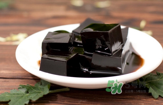 吃完龜苓膏不能吃什么？龜苓膏不能和什么一起吃