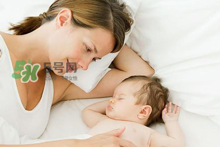 坐月子洗澡能搓澡嗎？坐月子洗澡注意事項(xiàng)