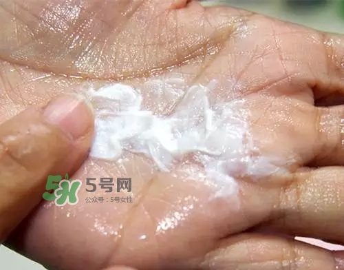 親潤孕婦護膚品怎么樣？親潤豆乳補水系列好用嗎？