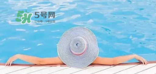 夏天防曬衣什么顏色好？夏天穿什么顏色的防曬衣好？