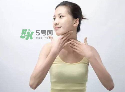 三伏天不出汗怎么回事？三伏天臉上愛出汗怎么回事？