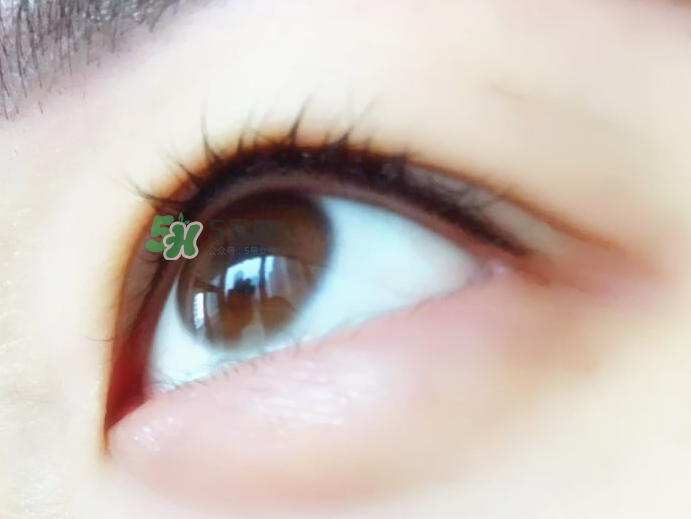 做美瞳線麻藥進(jìn)眼睛怎么辦？做美瞳線麻藥灼傷眼睛怎么辦？