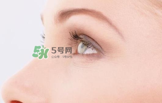 8月份可以割雙眼皮嗎？幾月份割雙眼皮最好？