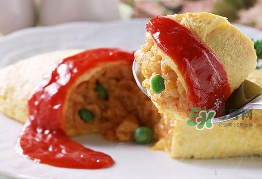 蛋包飯蛋皮需要加入什么？蛋包飯有什么營(yíng)養(yǎng)