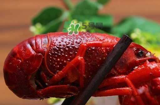 麻辣小龍蝦上火嗎？吃麻辣小龍蝦上火嗎？