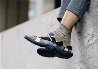 teva涼鞋什么價(jià)位？teva鞋大概多少錢一雙？