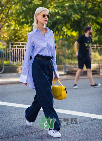 襯衣怎么扎進褲子里？襯衣扎進褲子里的時尚穿法