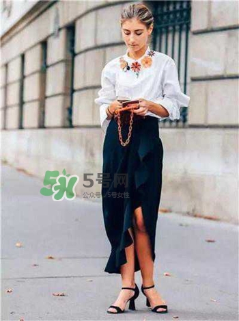 襯衣怎么扎進褲子里？襯衣扎進褲子里的時尚穿法